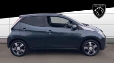 Toyota Aygo 1.0 VVT-i X-Clusiv 2 5dr x-shift Petrol Hatchback